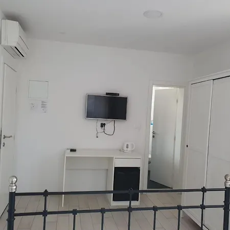 Room Boutique Rooms 2*